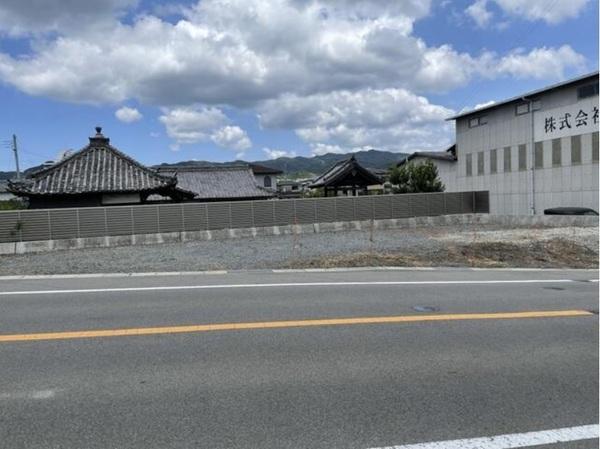 岩出市川尻　土地