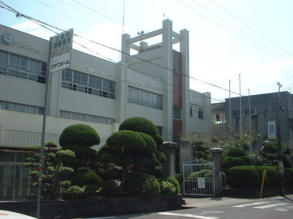 岩出市桜台の土地(岩出市立根来小学校)