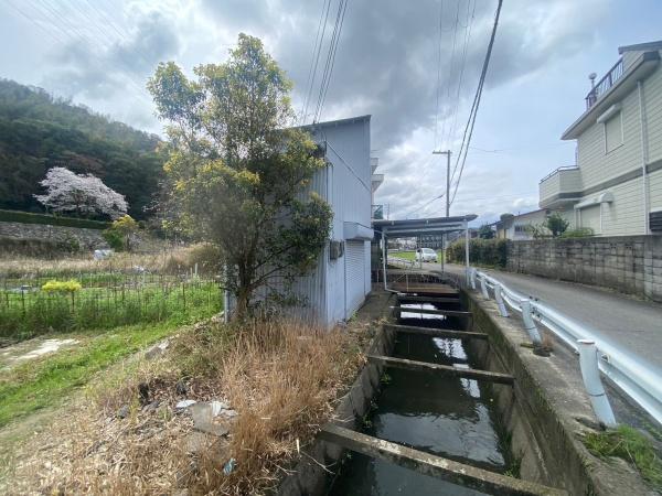 和歌山市神前　店舗付戸建