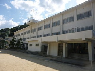 海南市下津町小原の土地(海南市立下津第一中学校)