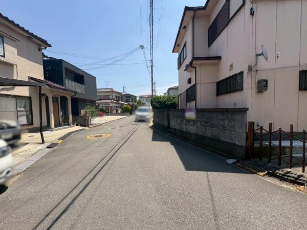 和歌山市田尻の中古一戸建て(前面道路含む現地写真)