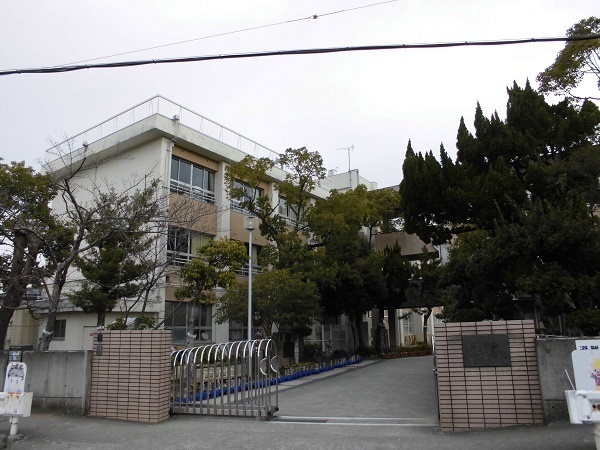 和歌山市朝日の中古一戸建て(和歌山市立安原小学校)