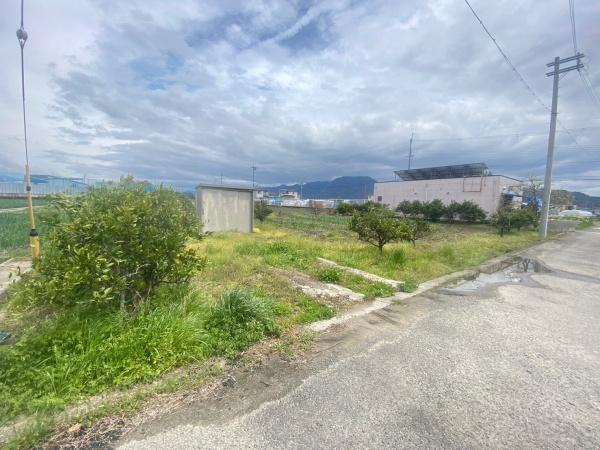 紀の川市尾崎　土地