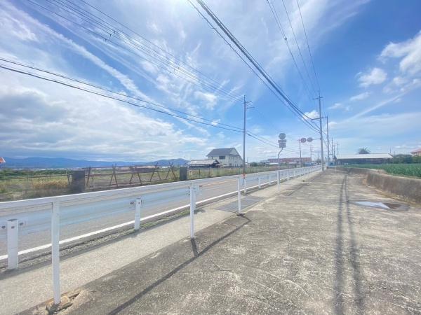 紀の川市中三谷　土地