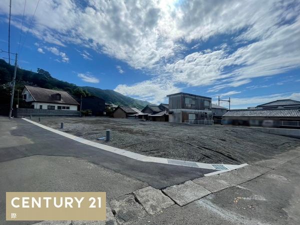 海南市鳥居の土地(前面道路含む現地写真)