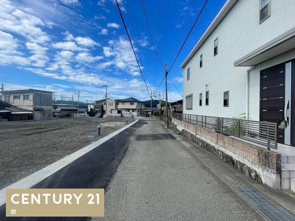 海南市鳥居の土地(前面道路含む現地写真)