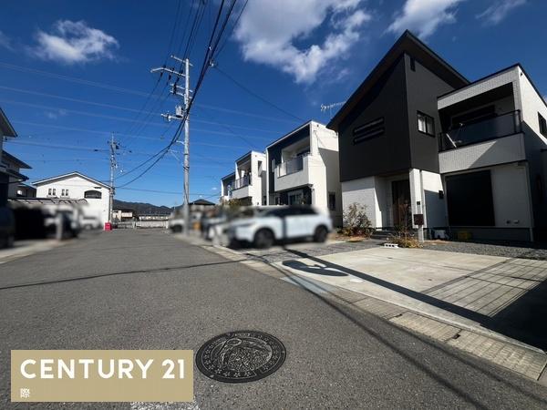 岩出市中島の中古一戸建て