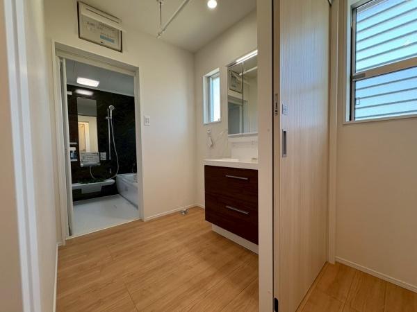 和歌山市木ノ本7-1　新築戸建