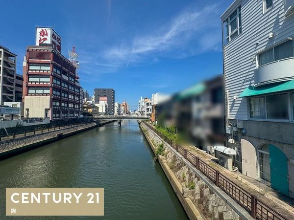 和歌山市雑賀町　一棟売りビル
