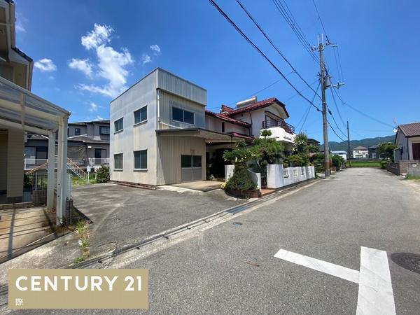 岩出市新田広芝の中古一戸建て