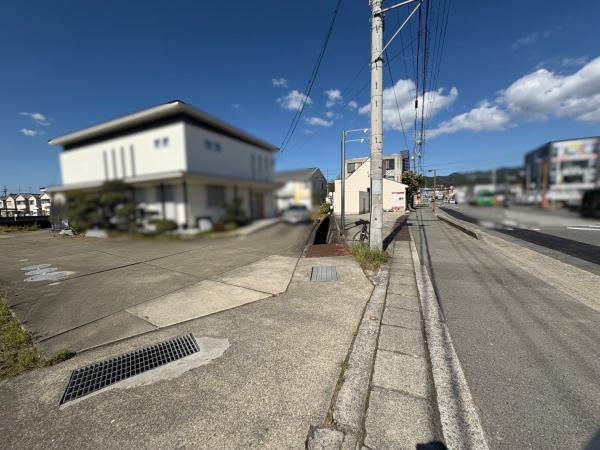 岩出市川尻の土地
