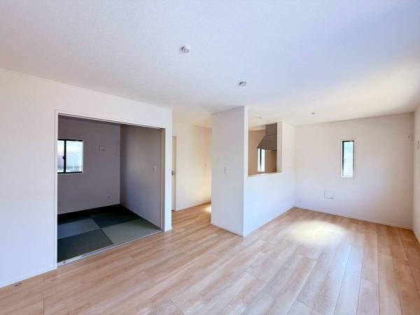 岩出市今中第1-1号棟　新築戸建
