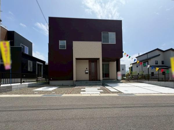 紀の川市尾崎2-15号　新築戸建