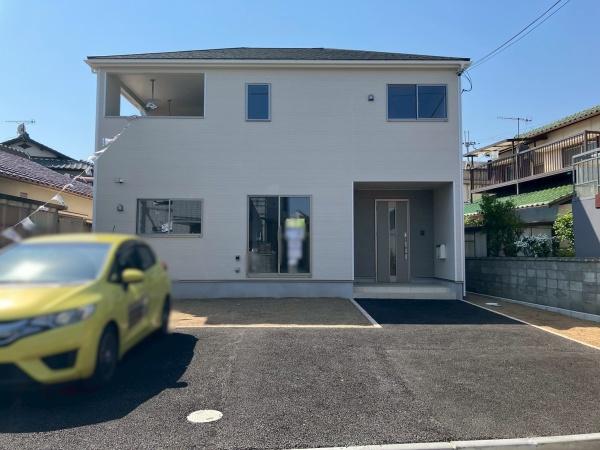 岩出市中迫第5-1号棟　新築戸建