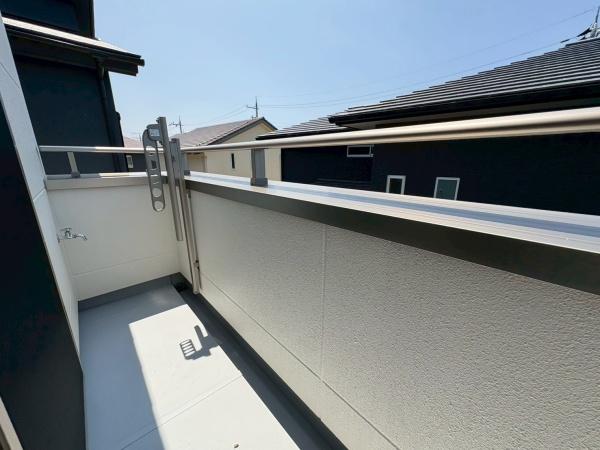 和歌山市西庄7-6-8号　新築戸建