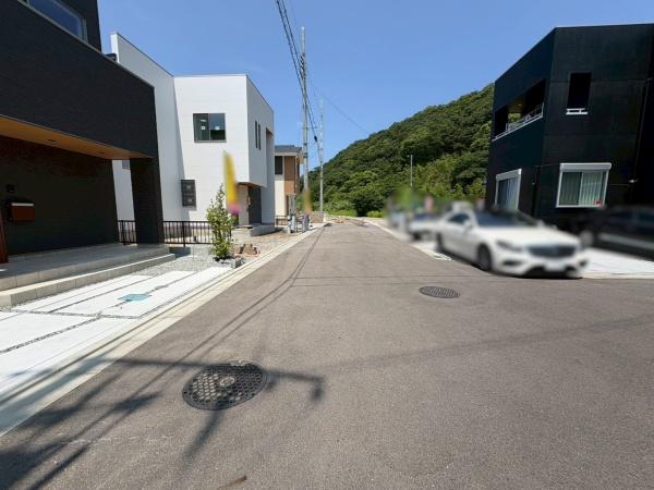 和歌山市西庄7-6-8号　新築戸建