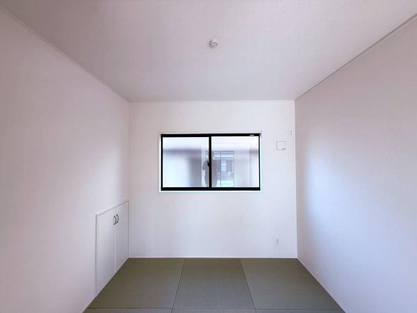 岩出市溝川第1-1号棟　新築戸建