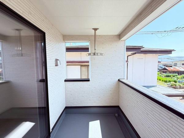 岩出市溝川第1-1号棟　新築戸建