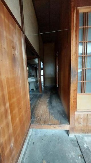 岩出市船戸　事務所(倉庫)