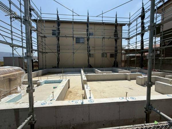 紀の川市中三谷第2-2号　新築戸建