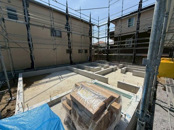 紀の川市中三谷第2-2号　新築戸建