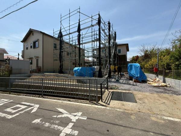 紀の川市中三谷第2-2号　新築戸建