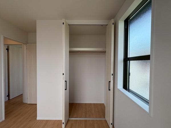 岩出市曽屋6-21　新築戸建