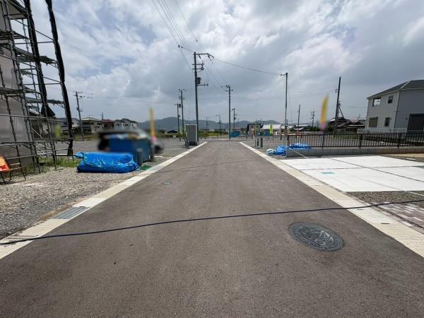 岩出市曽屋6-21　新築戸建