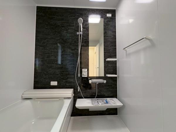 岩出市曽屋6-21　新築戸建