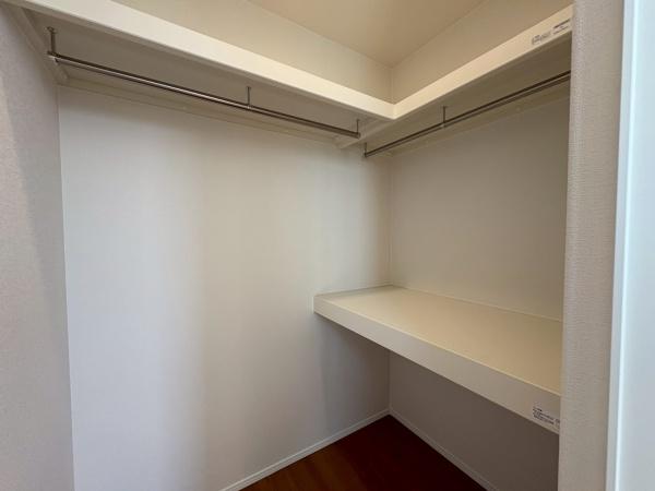 岩出市曽屋6-53　新築戸建