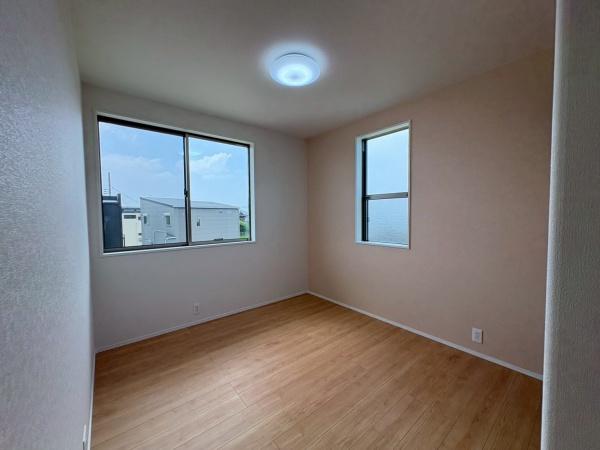 岩出市曽屋5-35　新築戸建