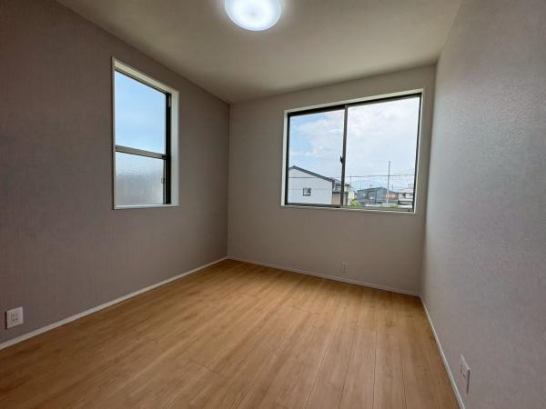 岩出市曽屋5-35　新築戸建
