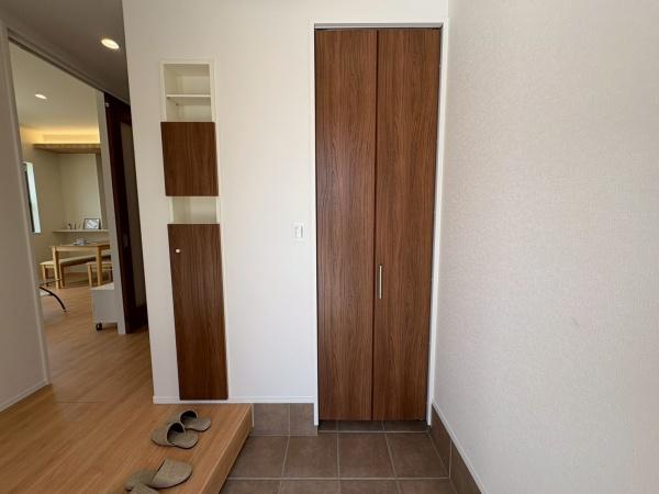 岩出市曽屋5-35　新築戸建