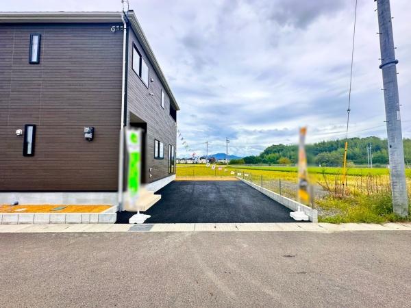 岩出市中島第2-2号棟　新築戸建
