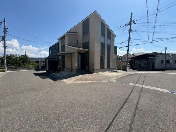 岩出市東坂本の中古一戸建て