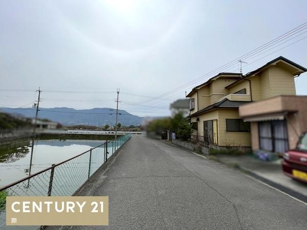 紀の川市長田中　中古戸建