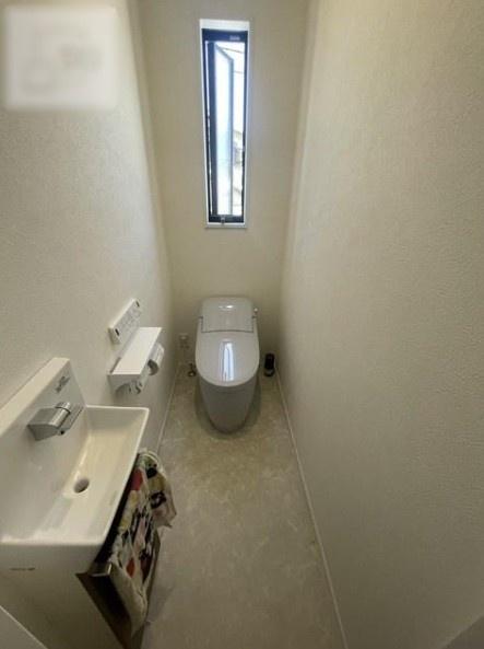 和歌山市古屋の中古一戸建て(トイレ)