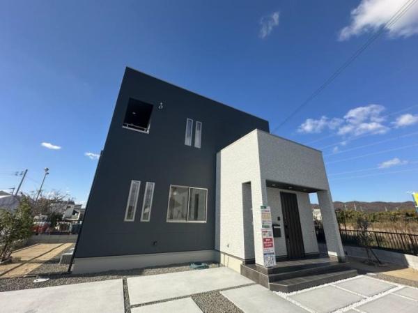 岩出市中島1-7号 新築戸建