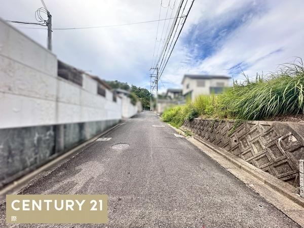 貴志川町長山　土地