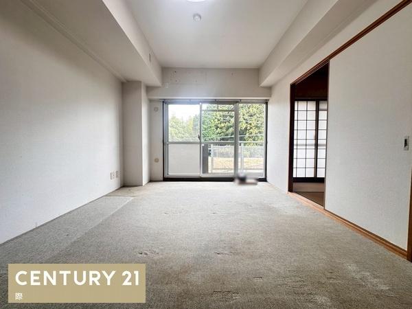 シャルマンフジ橋本三石台(リビング)