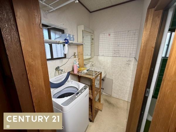 和歌山市栄谷の中古一戸建て