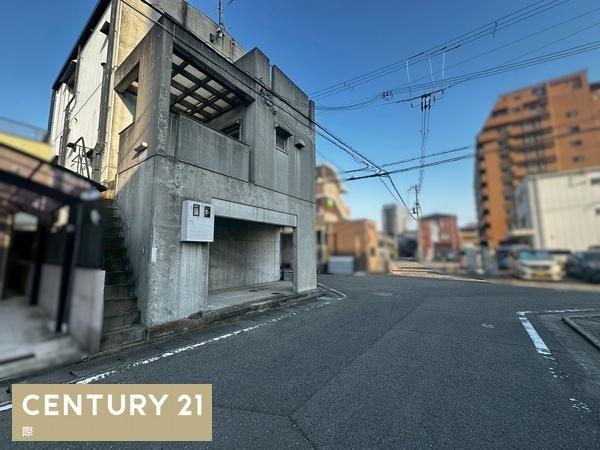 和歌山市黒田　店舗付住宅