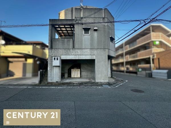 和歌山市黒田　店舗付住宅