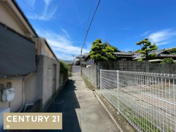 和歌山市東小二里町の中古一戸建て