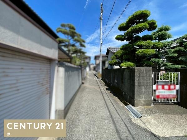 和歌山市東小二里町の中古一戸建て