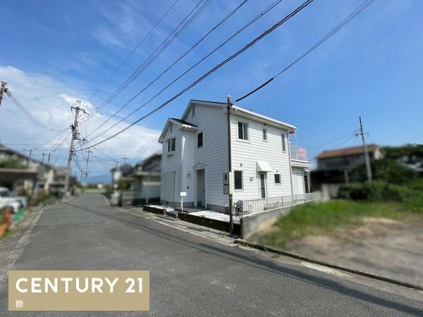 岩出市中島の中古一戸建て