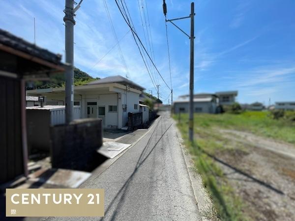 海南市且来　土地