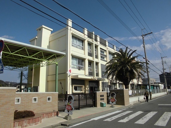 和歌山市本脇の土地(和歌山市立西脇小学校)