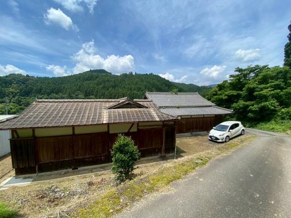 上鞆渕畑付き住居