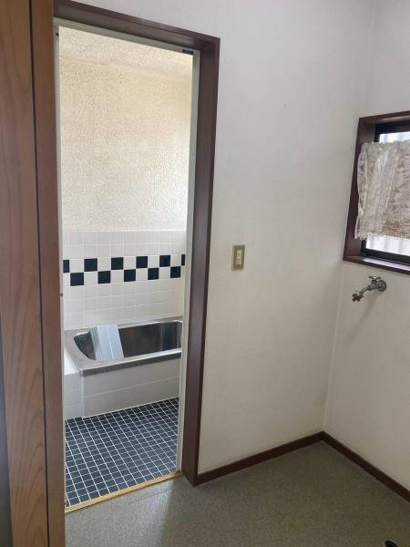岩出市岡田の中古一戸建て